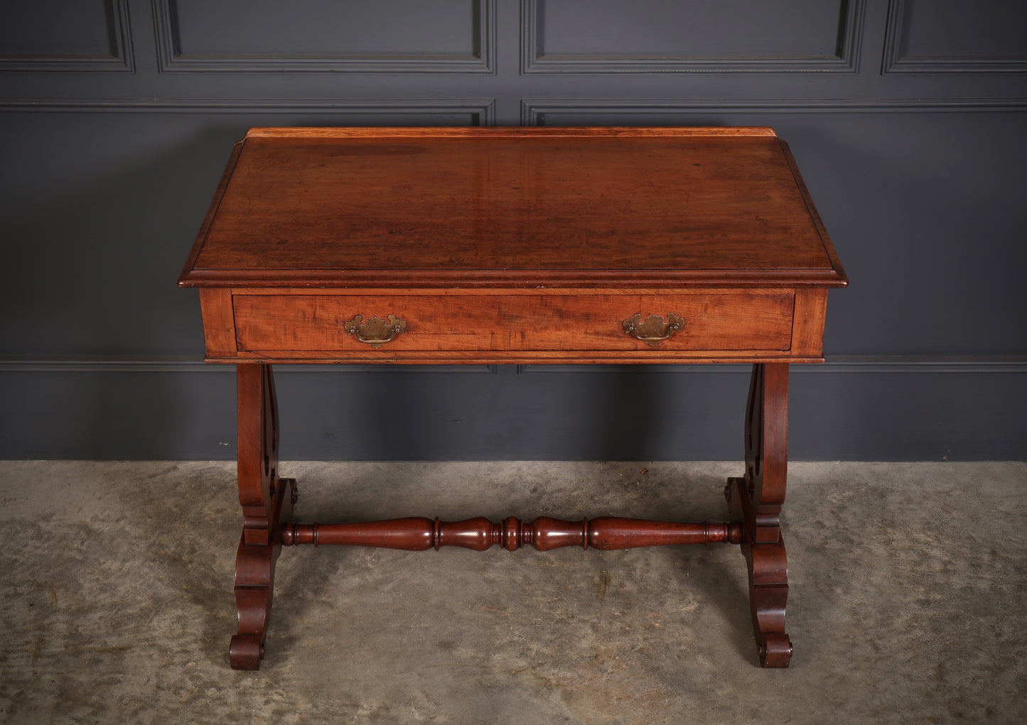 Quality Victorian Mahogany Side Table