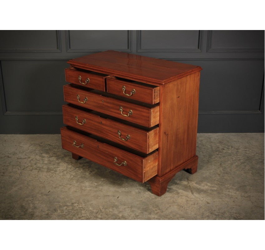 Small Light Mahogany Georgian Chest