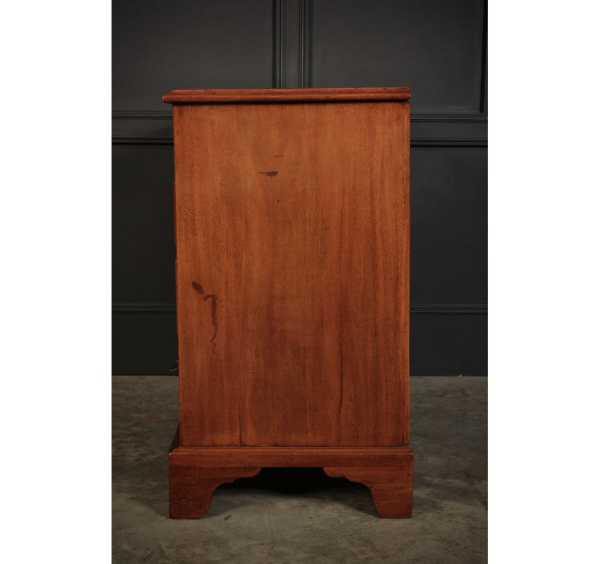 Small Light Mahogany Georgian Chest