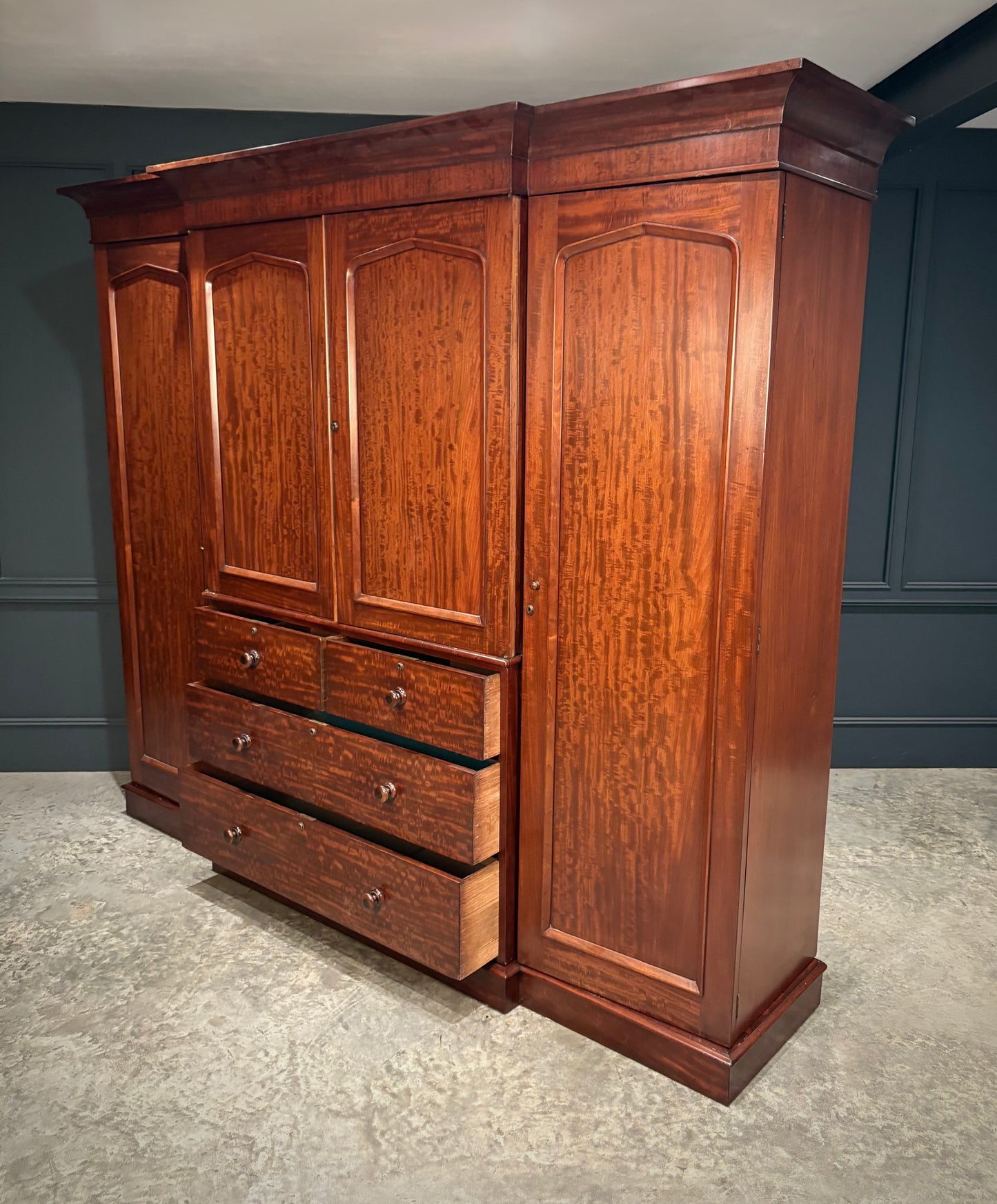 Victorian Mahogany 4 Door Wardrobe